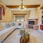 Ta Karag - Countryside Escape - Pool & Tennis * Hal Ghaxiak