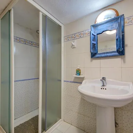 Villa Ta Karag - Countryside Escape - Pool & Tennis *