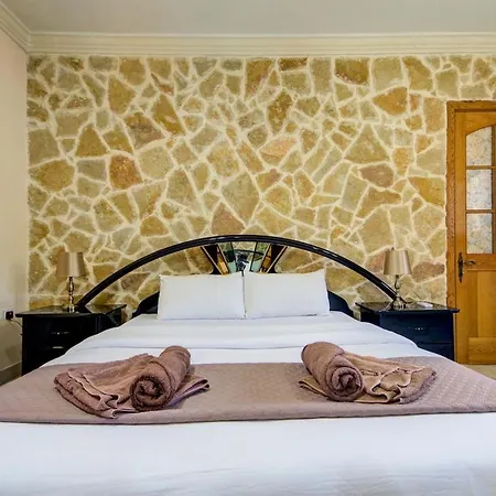 Ta Karag - Countryside Escape - Pool & Tennis * Hal Ghaxiak