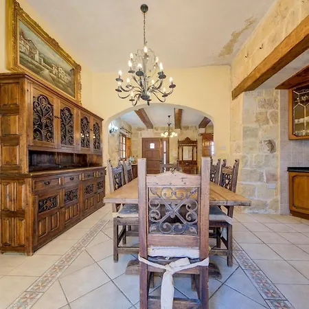 Ta Karag - Countryside Escape - Pool & Tennis Hal Ghaxiak