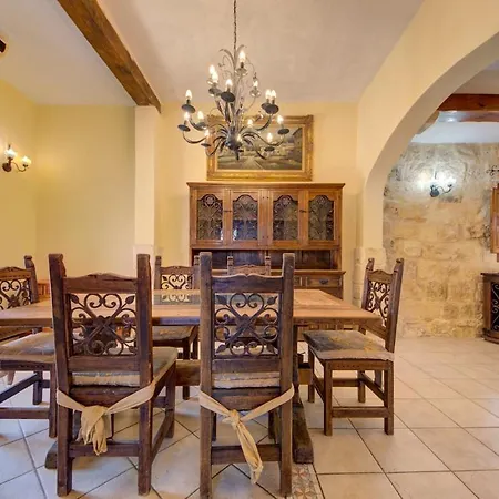 Ta Karag - Countryside Escape - Pool & Tennis * Hal Ghaxiak