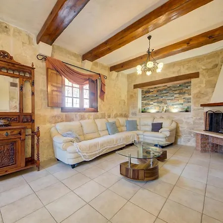 Ta Karag - Countryside Escape - Pool & Tennis *