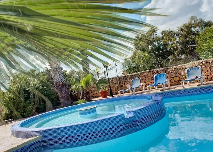 Vilă Ta Karag - Countryside Escape - Pool & Tennis Hal Ghaxiak