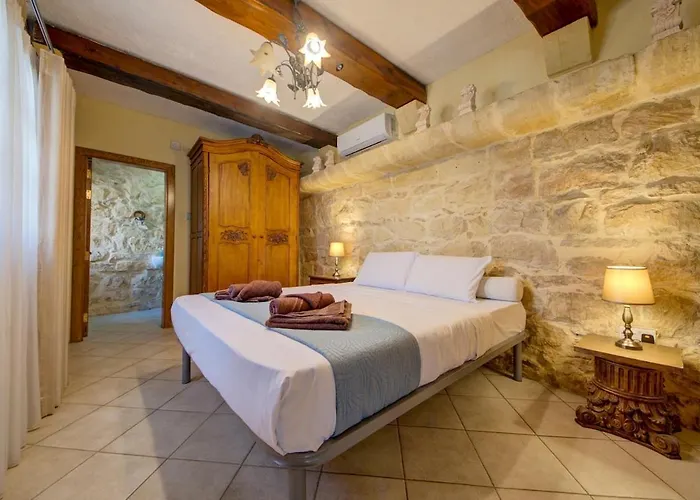 Ta Karag - Countryside Escape - Pool & Tennis