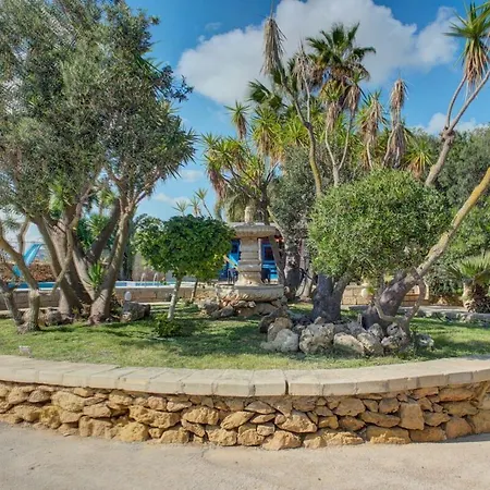 Ta Karag - Countryside Escape - Pool & Tennis Vila *