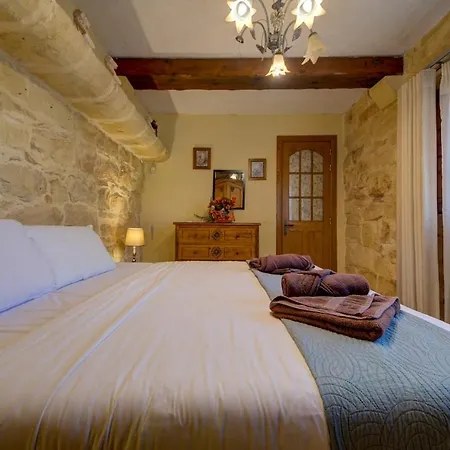 Ta Karag - Countryside Escape - Pool & Tennis * Hal Ghaxiak