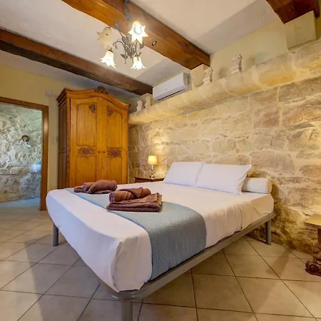 Ta Karag - Countryside Escape - Pool & Tennis