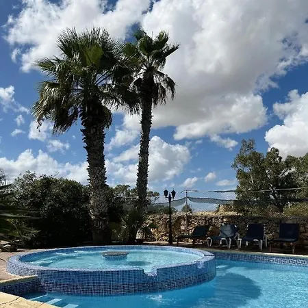 Ta Karag - Countryside Escape - Pool & Tennis * Hal Ghaxiak