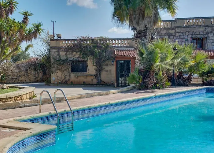 Ta Karag - Countryside Escape - Pool & Tennis Villa *