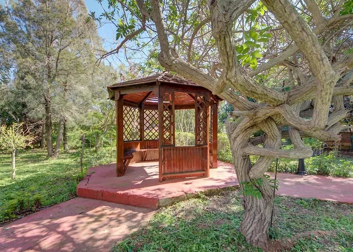 Ta Karag - Countryside Escape - Pool & Tennis Villa