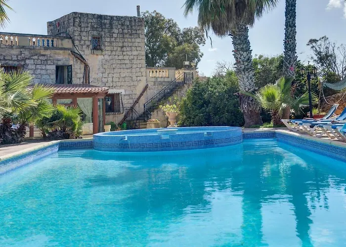 Ta Karag - Countryside Escape - Pool & Tennis Villa *