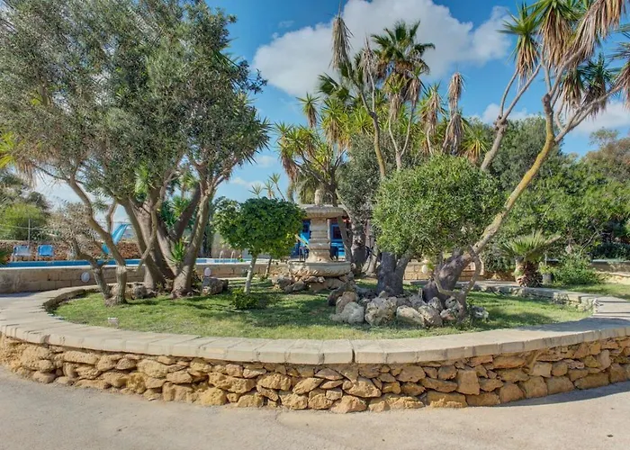 Ta Karag - Countryside Escape - Pool & Tennis Villa *