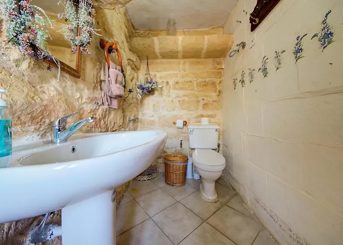 Ta Karag - Countryside Escape - Pool & Tennis