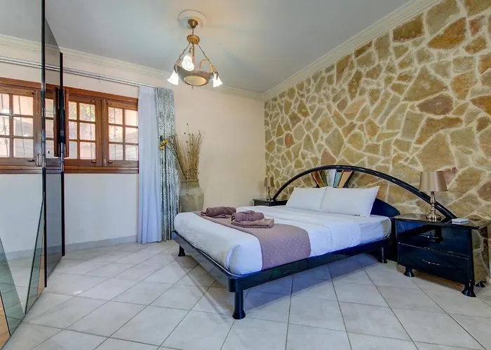 Villa Ta Karag - Countryside Escape - Pool & Tennis *